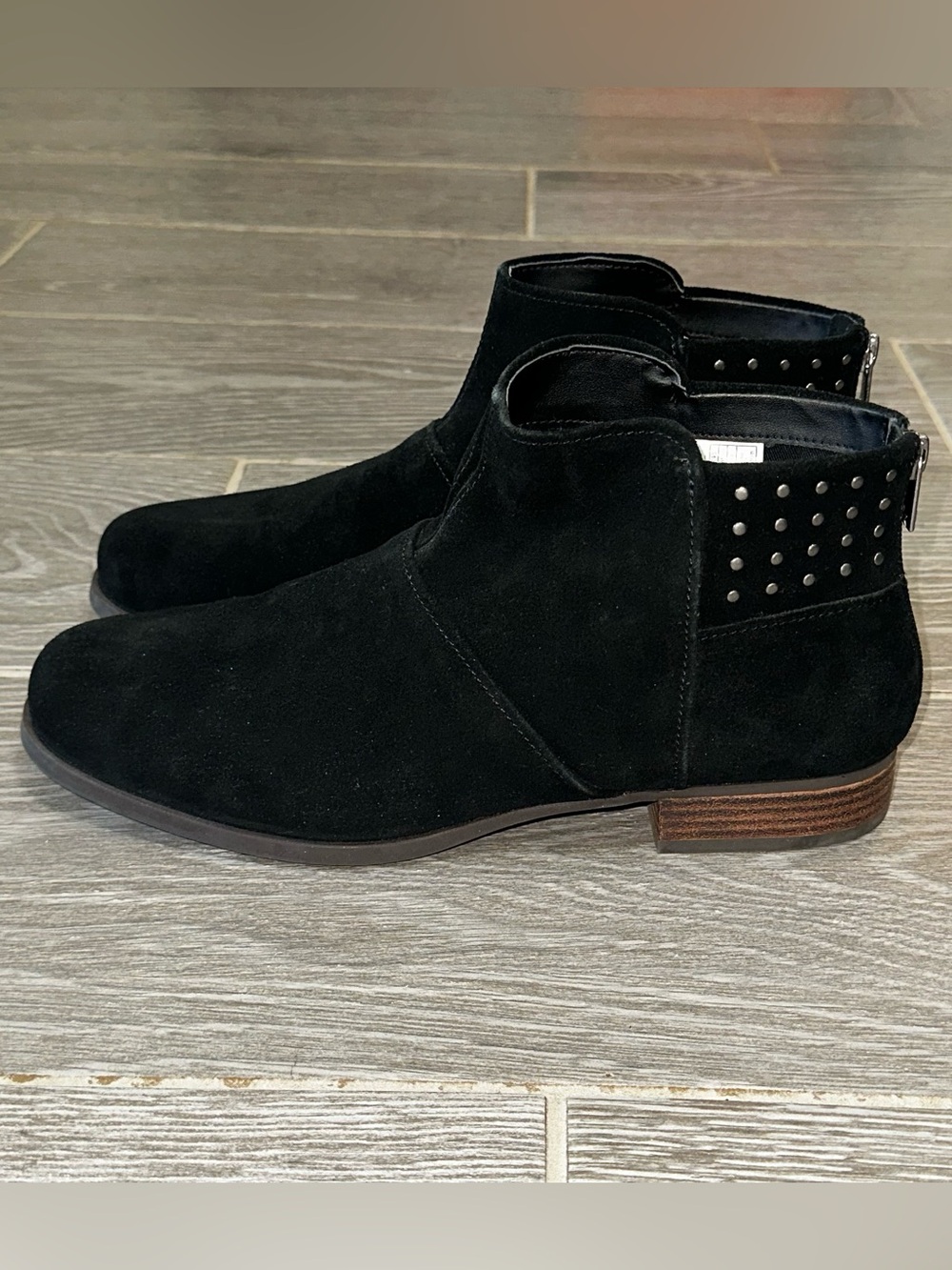 Koolaburra by UGG Giyah Boots Womens 11 Ankle Bootie Studs Low Block Heels Black